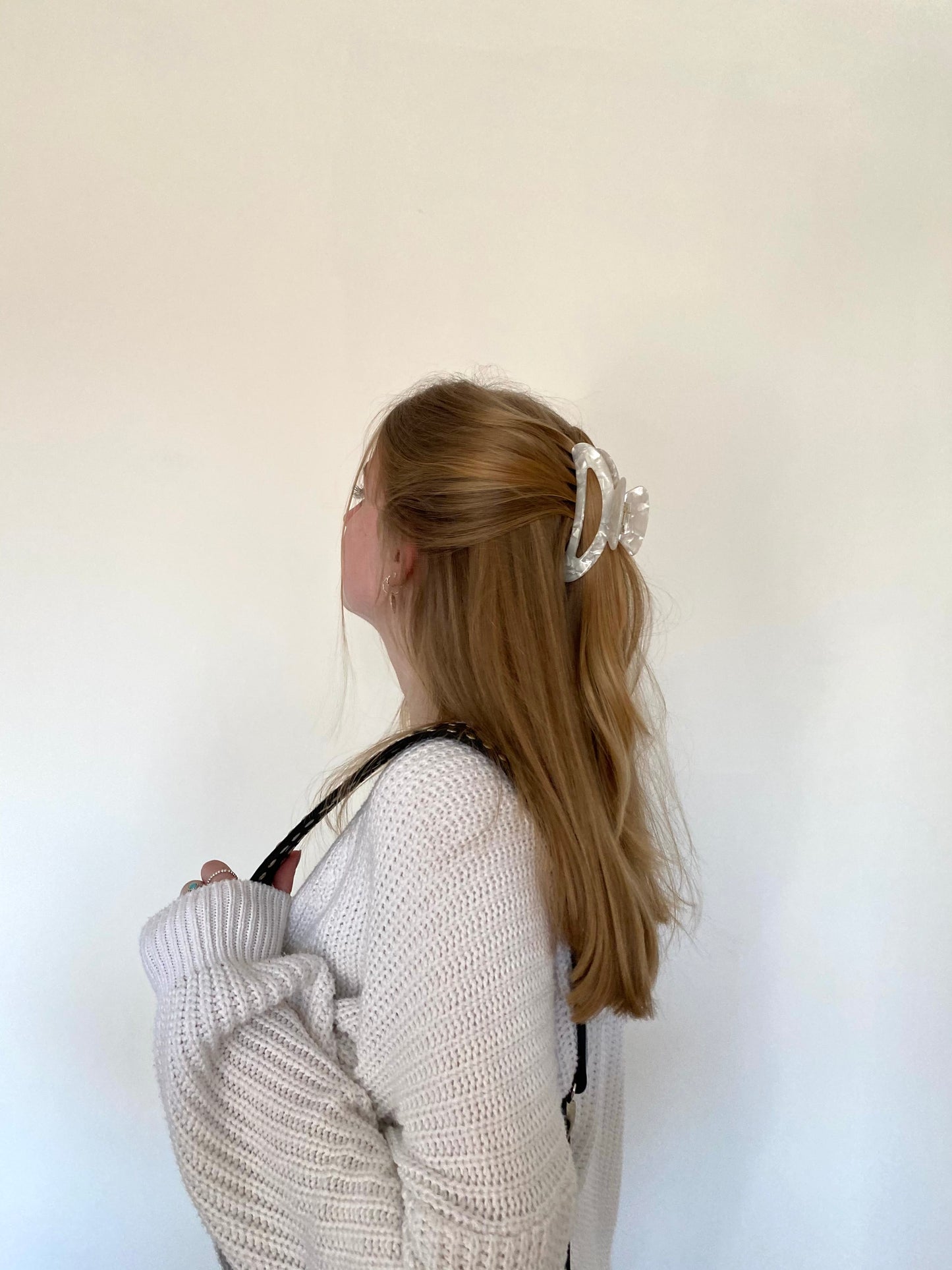 Classy Pearl Clip Long