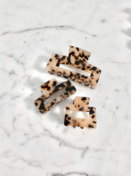 Leopard Mile Clip